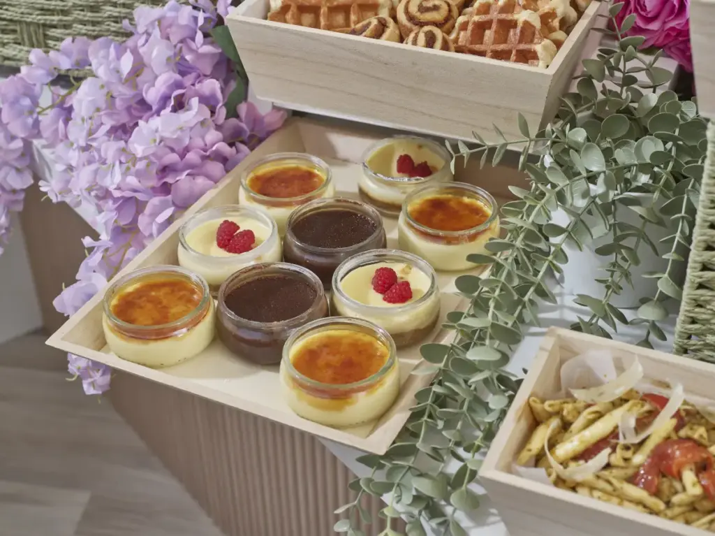 wood trays A09-016 creme brulee