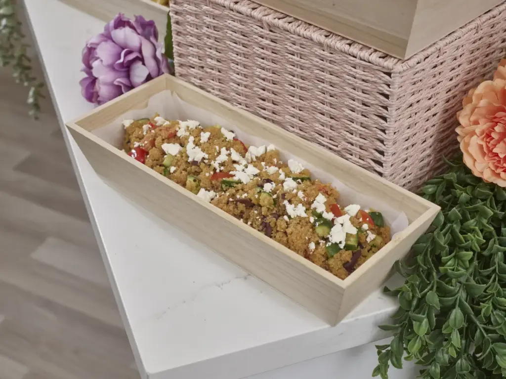 Wood trays A25-031 feta Salad
